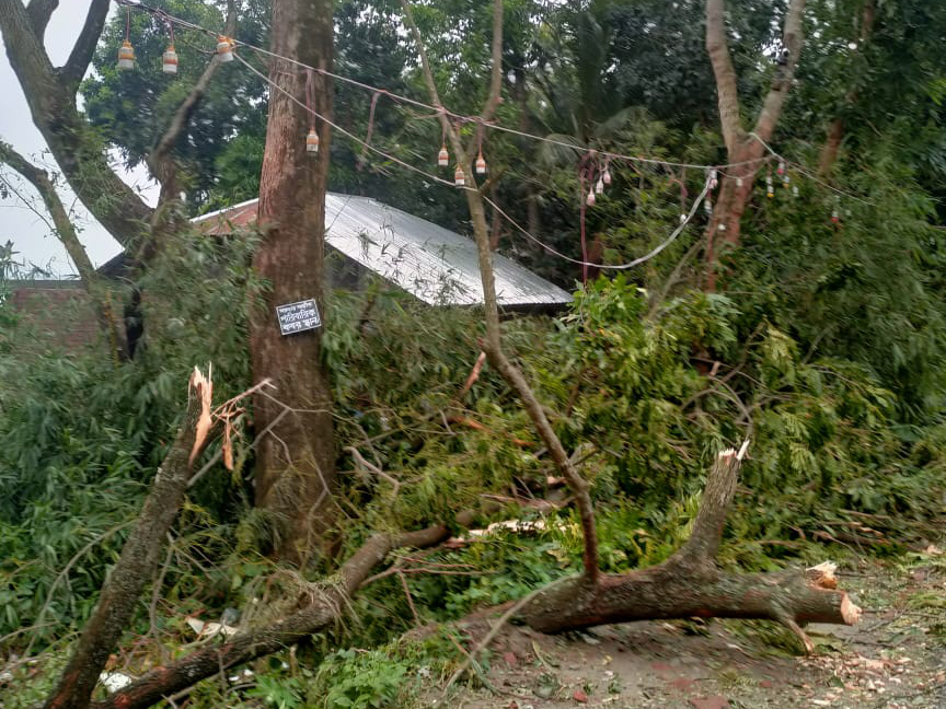 ঘূর্ণিঝড় রেমালে বরিশালে ক্ষতিগ্রস্ত ২২ লাখ ৩৫ হাজার মানুষ