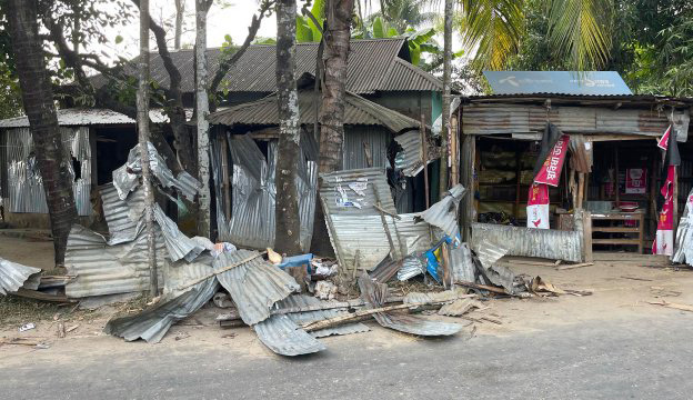 সুনামগঞ্জে ধর্ম অবমাননার অভিযোগে হিন্দু বাড়িঘরে হামলা, যেভাবে ঘটনার সূত্রপাত