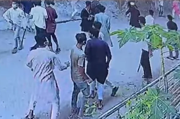 ৫ কোটি টাকা চাঁদা দাবিতে পল্লবীতে ব্যবসাপ্রতিষ্ঠানে হামলা, গুলিবিদ্ধ ১