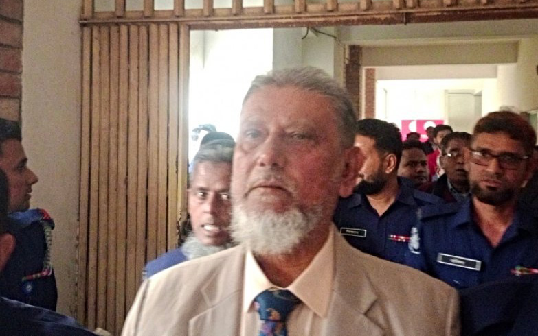 চাঁদাবাজির মামলায় কারাগারে শামসুল হক দুররানী