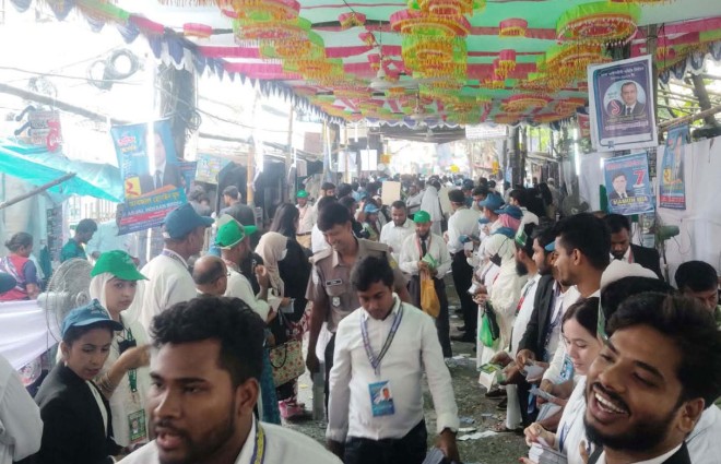 ঢাকা বার নির্বাচন : ভোট দিয়েছেন ৩৪ শতাংশ আইনজীবী, ৬৬ শতাংশই ভোট দেননি