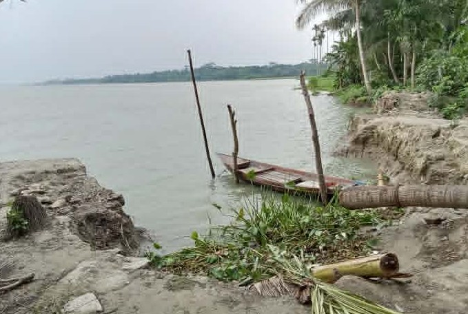 বানারীপাড়ায় ভাঙনকবলিত সন্ধ্যা নদীতে আবারও বালুমহাল ইজারা!