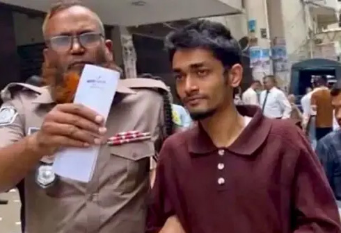 ৩৮ লাখ টাকা আত্মসাতের অভিযোগে ঢাবি ছাত্রদলের বহিষ্কৃত নেতা অর্ণব দুইদিনের রিমান্ডে